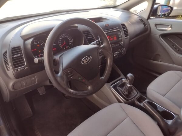 KIA FORTE 2017 - Image 9
