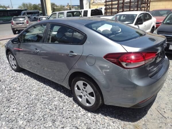 KIA FORTE 2017 - Image 5