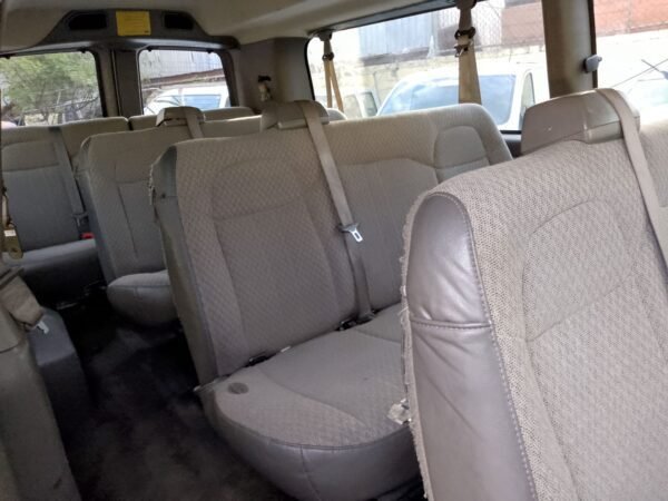 CHEVROLET EXPRESS VAN 2016 15 PASAJEROS - Image 5