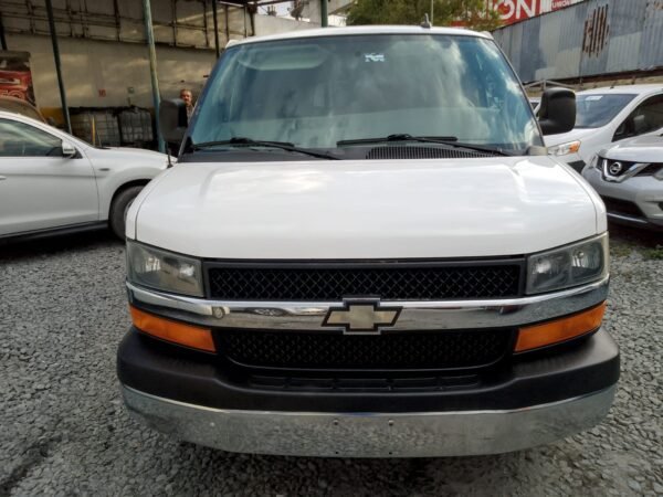 CHEVROLET EXPRESS VAN 2016 15 PASAJEROS - Image 8