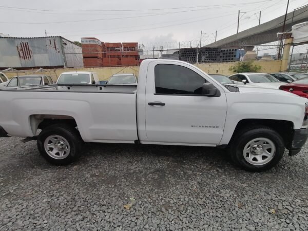 CHEVROLET SILVERADO 2016 - Image 4