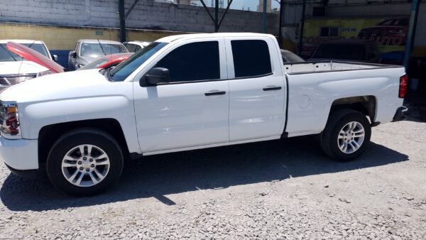 CHEVROLET SILVERADO CAB EXT 2017 - Image 10