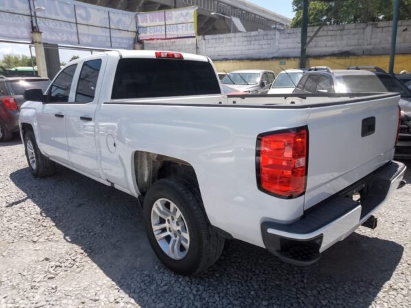 CHEVROLET SILVERADO CAB EXT 2017 - Image 4