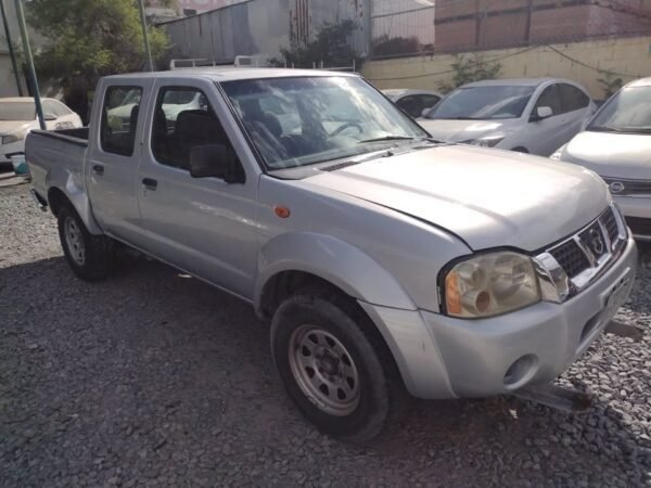 NISSAN FRONTIER NP300 2014