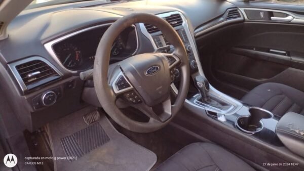 FORD FUSION 2015 - Image 2