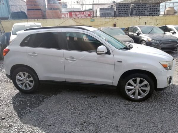 MITSUBISHI OUTLANDER SPORT GT 2015 - Image 4