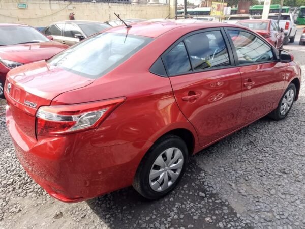 TOYOTA YARIS 2017 - Image 3