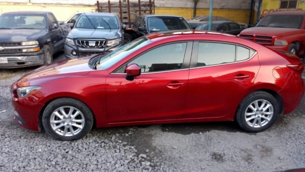 MAZDA 3 i Touring 2016 - Image 8