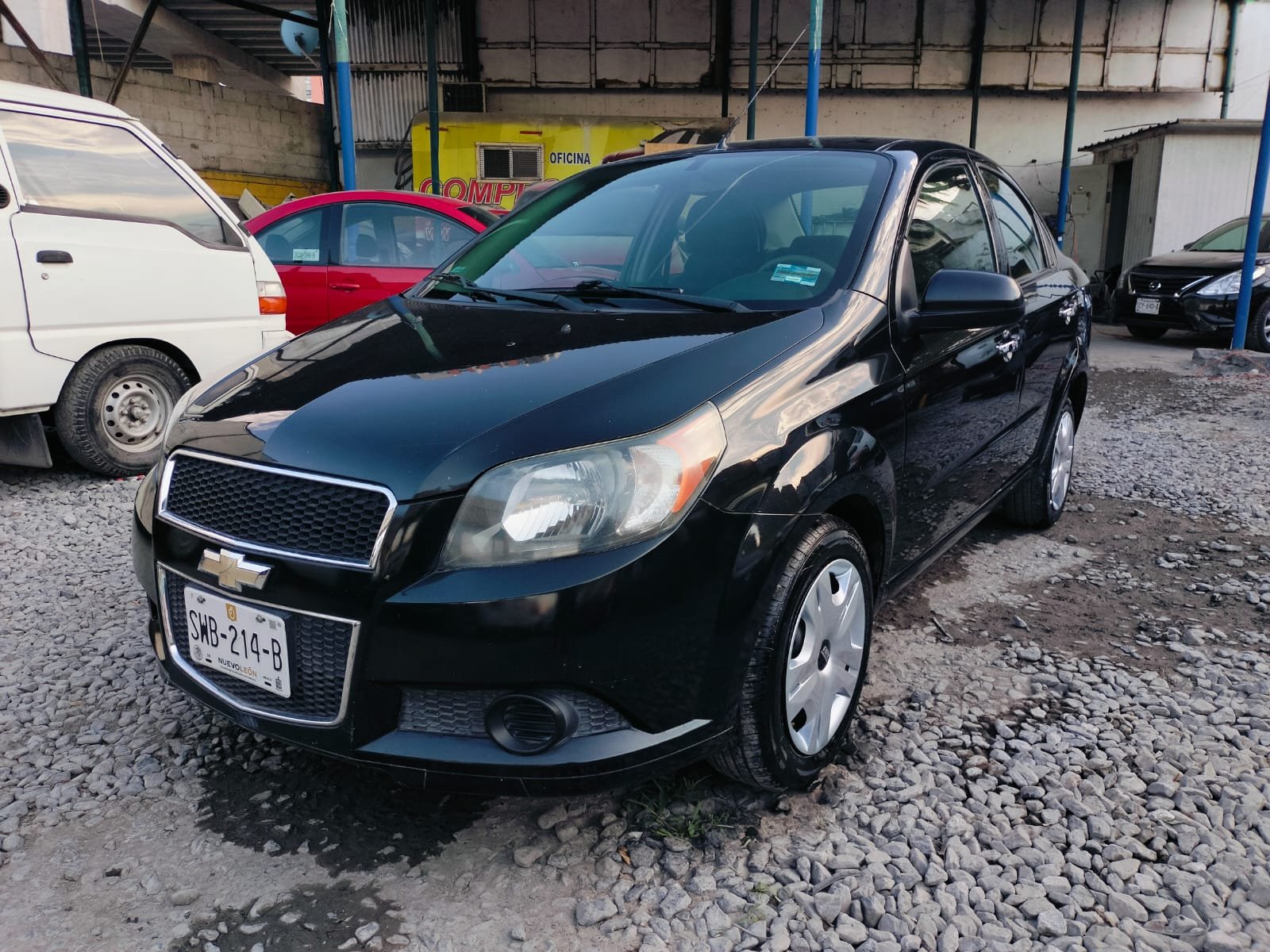 CHEVROLET AVEO 2015 — foto 1